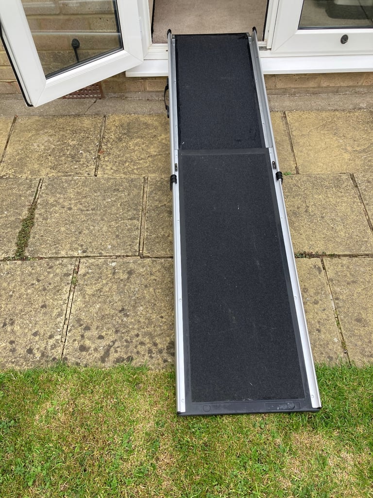 Strong metal dog ramp with non slip surface