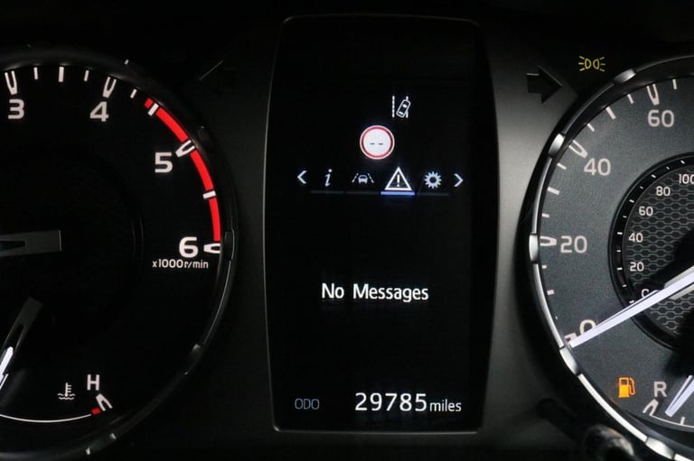 2022 Toyota Hilux 2.4 D-4D Active Pickup Double Cab 4WD 150 BHP Euro 6 ULEZ Free PICKUP Diesel Ma...