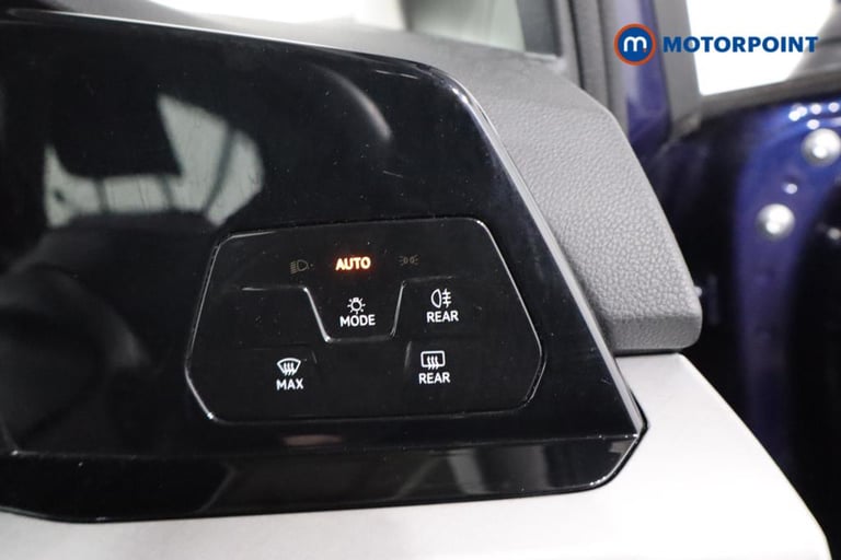 2024 Volkswagen Golf 1.5 TSI 150 Life 5dr Hatchback Petrol Manual