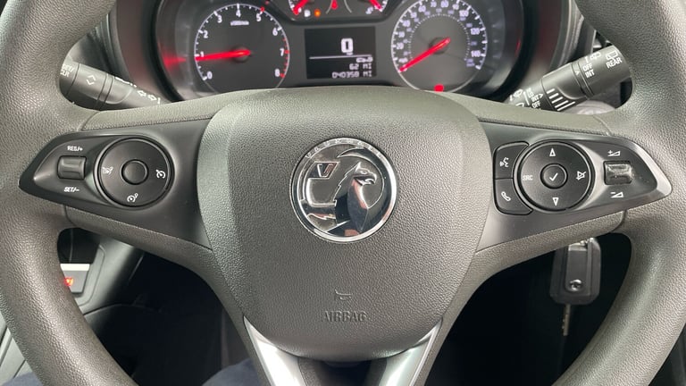 2022 Vauxhall Combo 2300 1.5 Turbo D 100ps H1 Sportive Van PANEL VAN DIESEL Manual