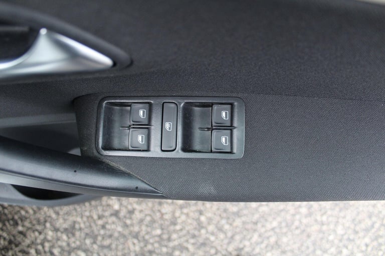 2016 Volkswagen Polo 1.2 TSI BlueMotion Tech Match Euro 6 (s/s) 5dr HATCHBACK Petrol Manual