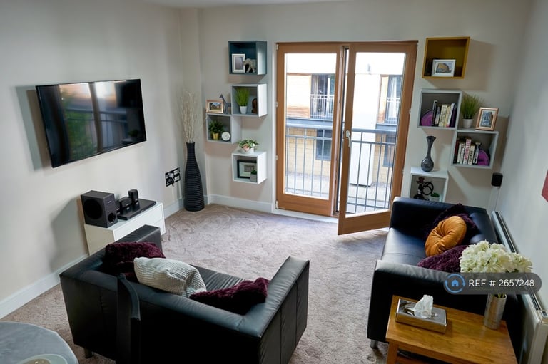 2 bedroom flat in Upper Marshall Street, Birmingham, B1 (2 bed) (#2657248)