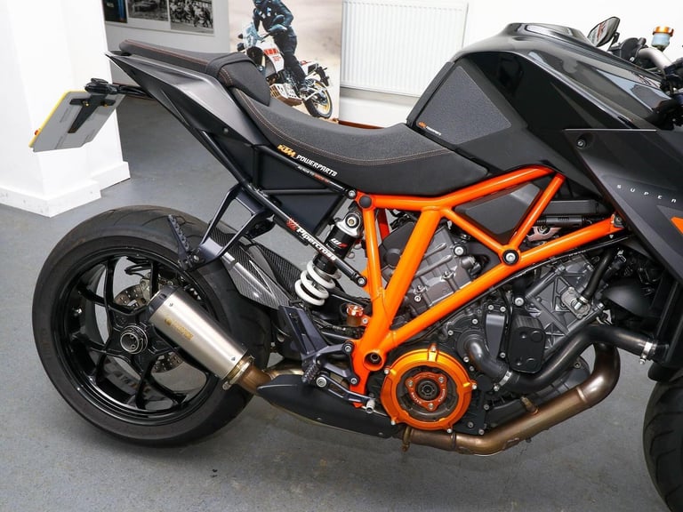 2015 KTM 1290 Super Duke R 1290