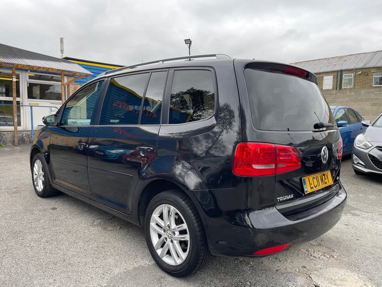 2011 Volkswagen Touran 1.6 TDI 105 SE 5dr DSG MPV Diesel Automatic