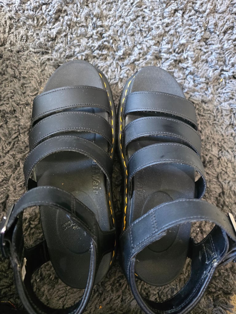 Dr marten sandals