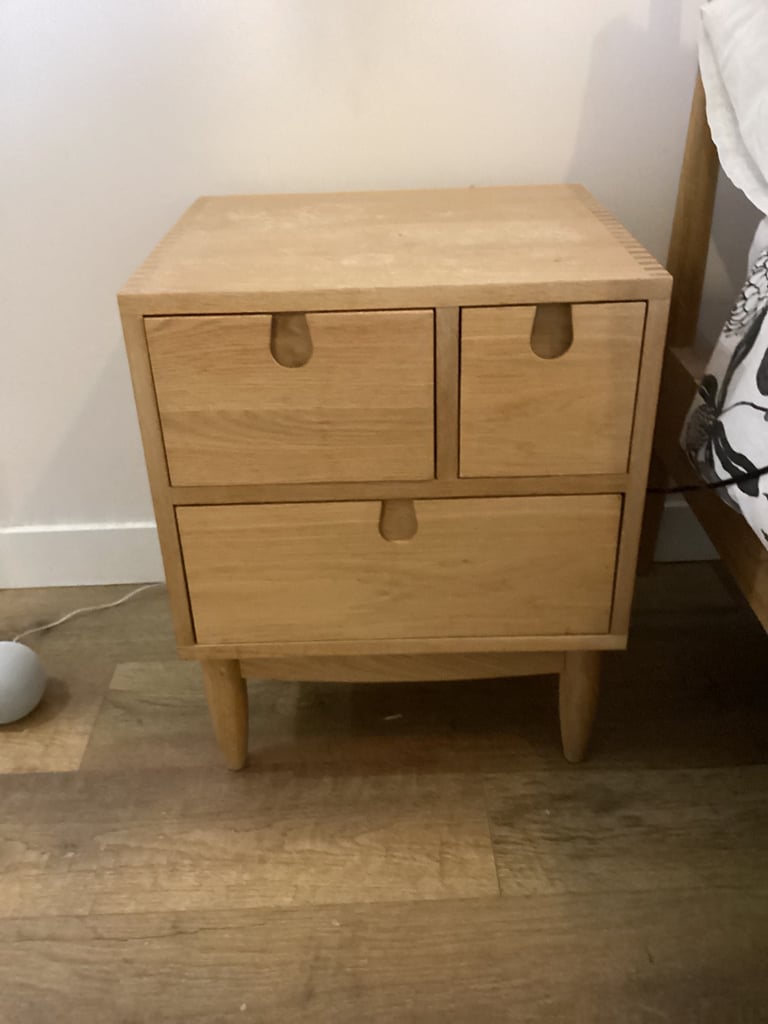 Scandi Style Bedside Cabinet 