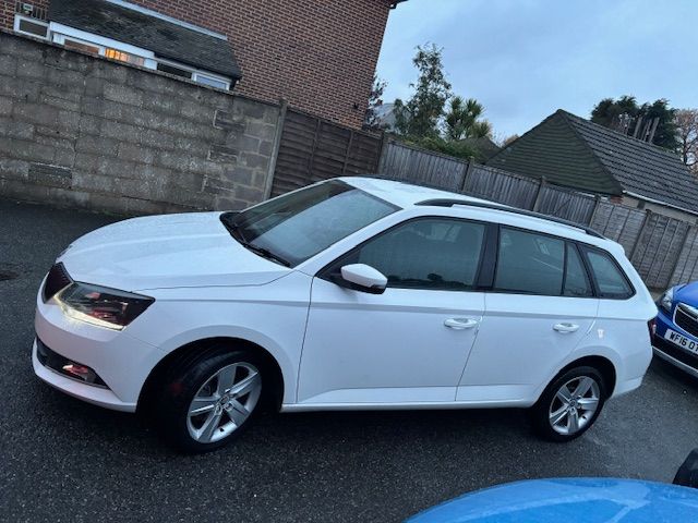 2015 Skoda Fabia SE L 1.2 TSI Estate 5dr **New MOT, £20 Tax! Nice Car**