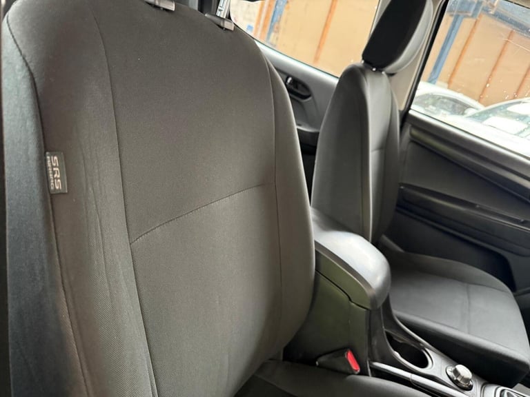 ISUZU D-MAX ISUZU 2.5 TD MANUAL MONSTER 5 2014