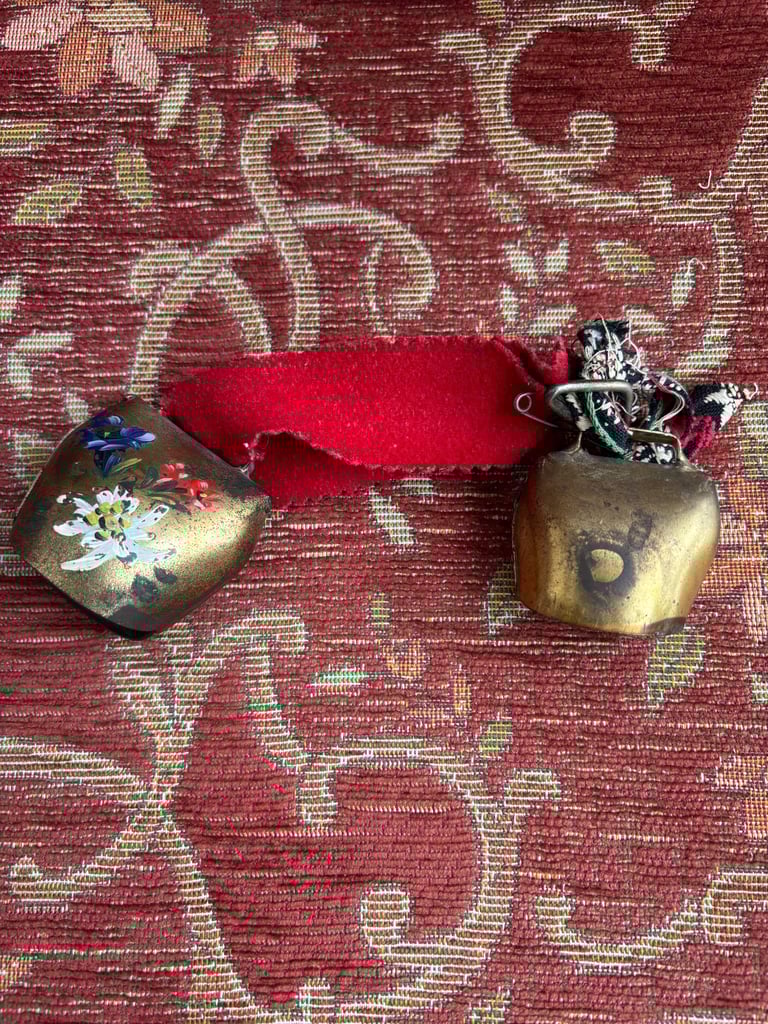 Swiss large cow bells to hang 