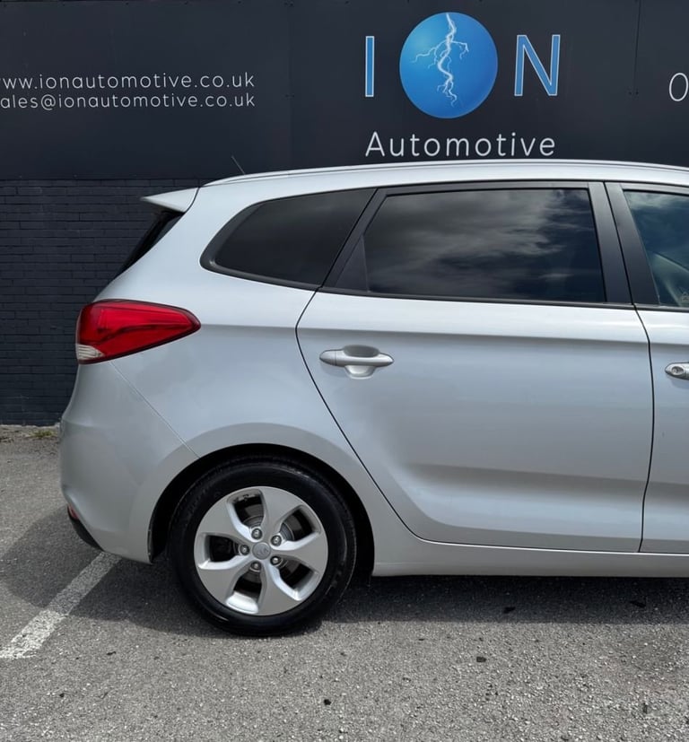 2016 Kia Carens 1.6 GDi SR7 *7 Seats, Park Sensors* MPV Petrol Manual