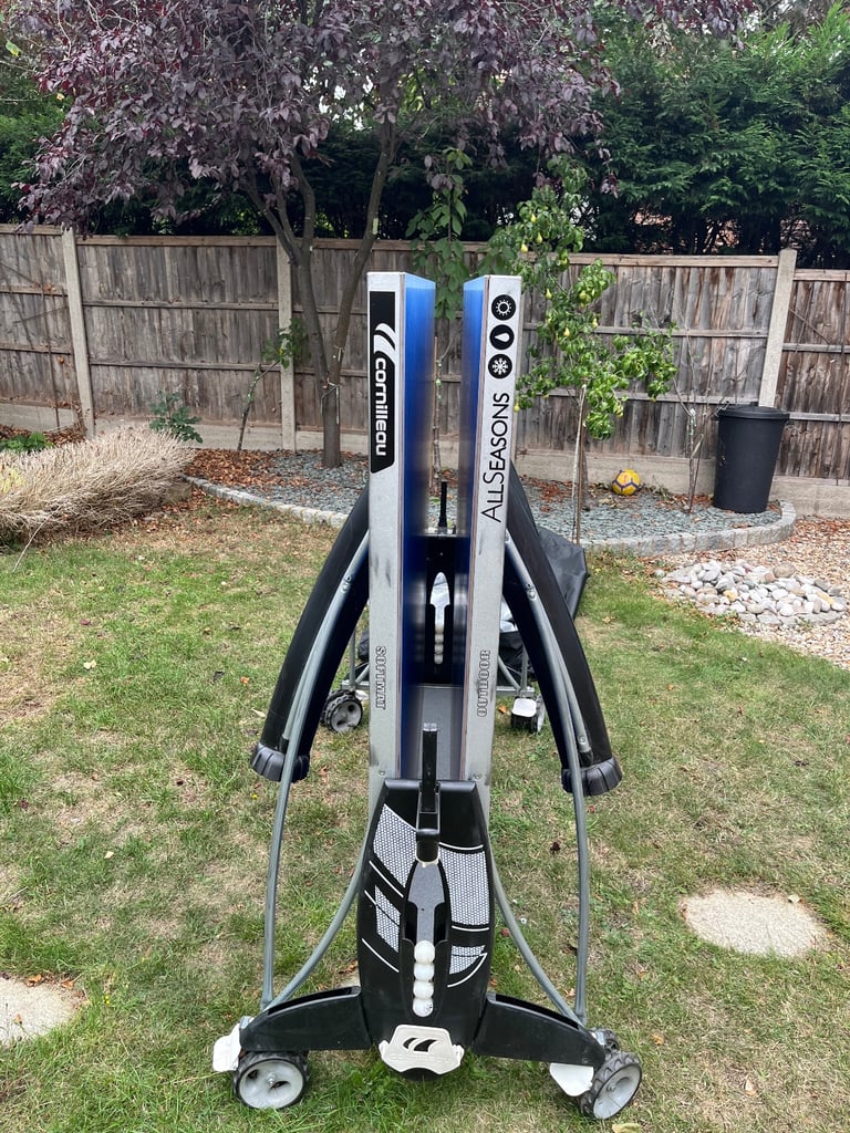 Cornilleau table tennis 