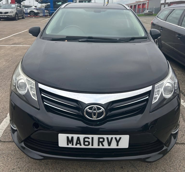TOYOTA AVENSIS ESTATE - 115k miles - Sept 26 MOT
