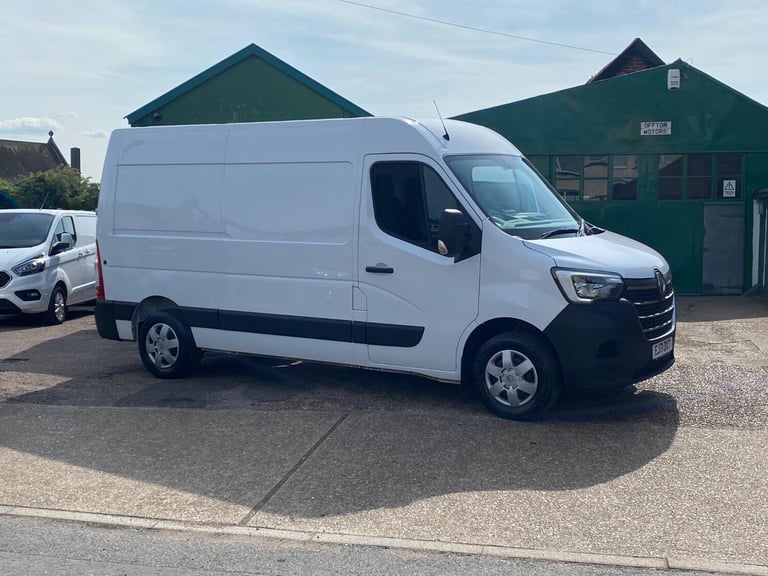 RENAULT MASTER 2.3 FWD MM35 dCi 135 Business+ MY19 White Manual Diesel 2021