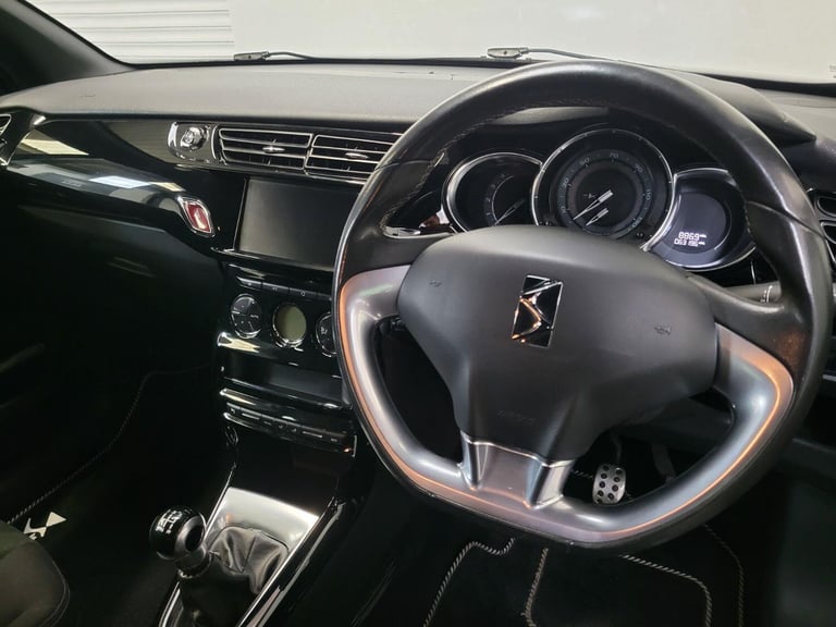 DS AUTOMOBILES DS 3 1.6 BlueHDi Elegance 2017