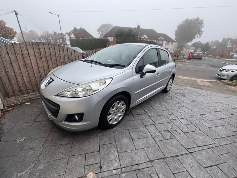 Peugeot, 207, Hatchback, 2011, Manual, 1360 (cc), 5 doors