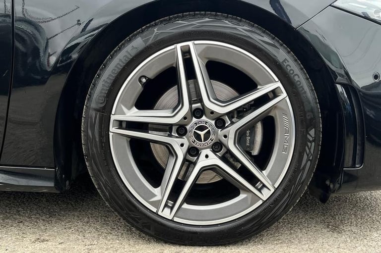 2020 Mercedes-Benz A-Class A180 AMG Line Executive NAVIGATION, HEATED SEATS, REAR CAMERA! Manual ...