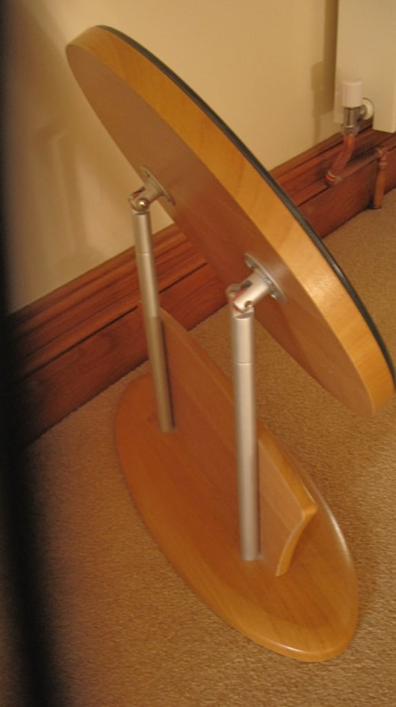 Freestanding adjustable, dressing table mirror