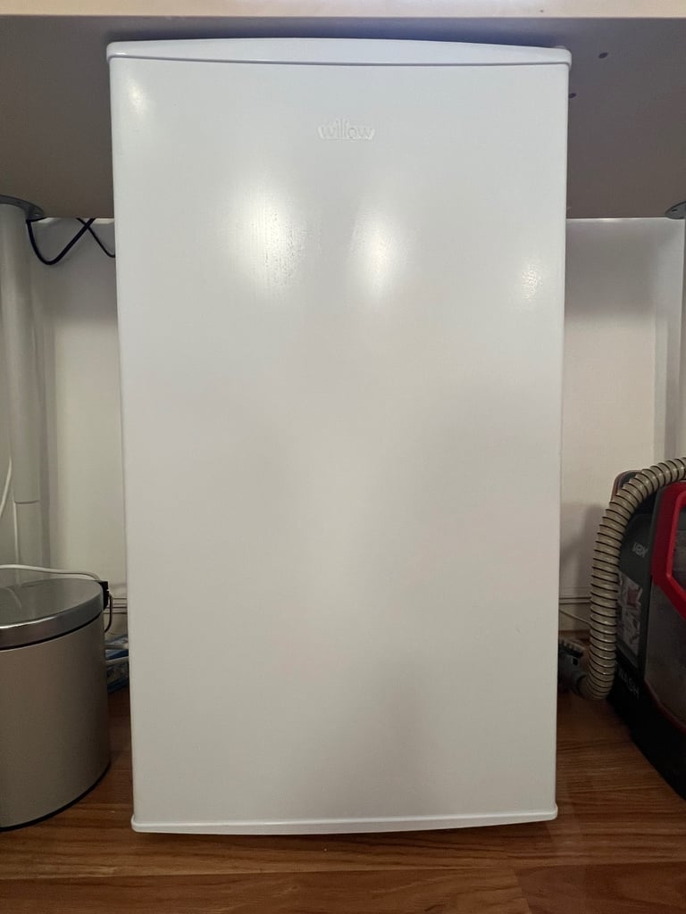 image for Undercounter fridge freezer