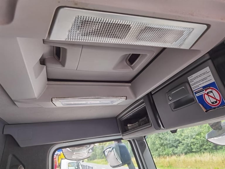 2015 Renault T Cab C430 