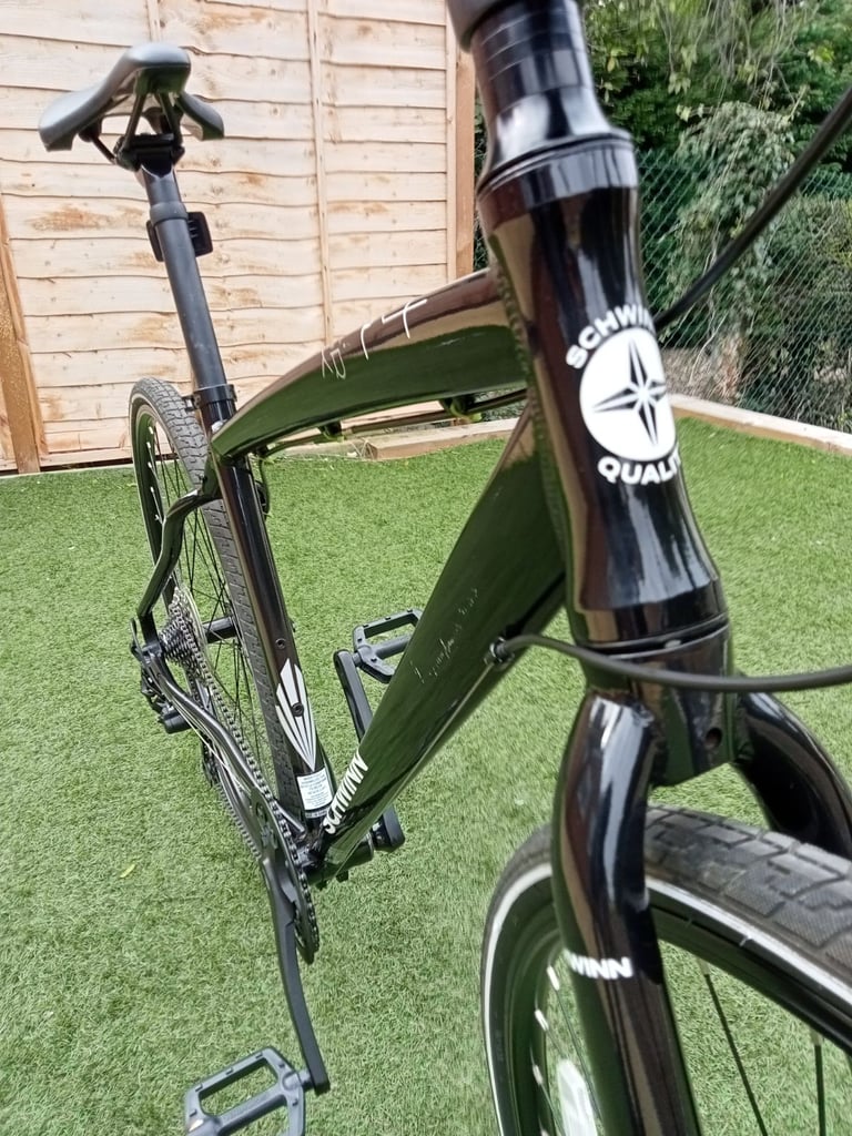 Schwinn Interlink Aluminium Hybrid Bike.