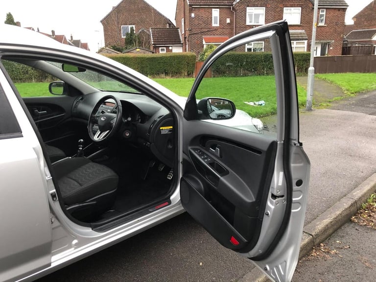 2012 Kia Ceed 1.6 CRDi 3 5dr ESTATE DIESEL Manual