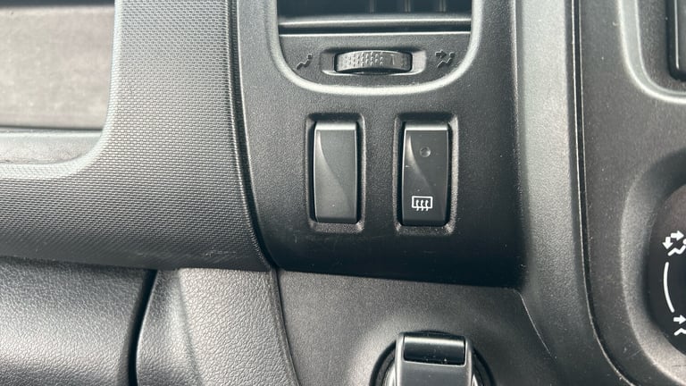 2021 Nissan NV300 30 L2 Diesel 2.0 dCi 120ps H1 Acenta Van Van Diesel Manual