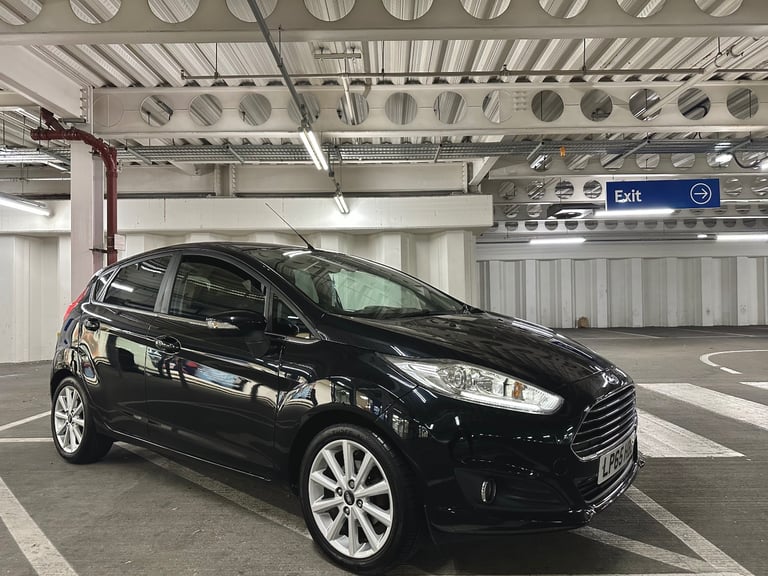 2016 65 Ford Fiesta 1.0 99 Ecoboost Titanium  5Dr Hatchback 