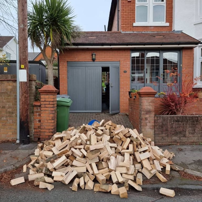 KILN DRIED HARDWOOD LOGS