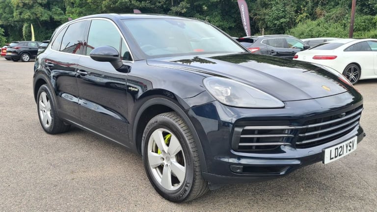 Porsche Cayenne E-Hybrid 5dr Tiptronic S Petrol/Electric Hybrid