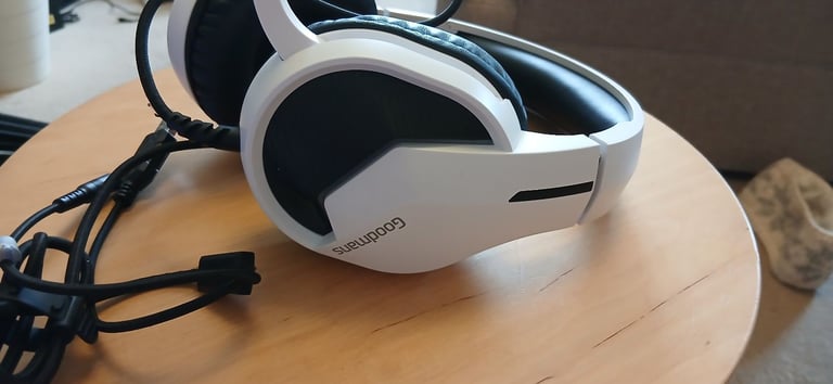 Goodmans headphones 