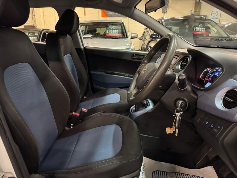 2015 Hyundai i10 1.0 SE Euro 5 5dr HATCHBACK Petrol Manual