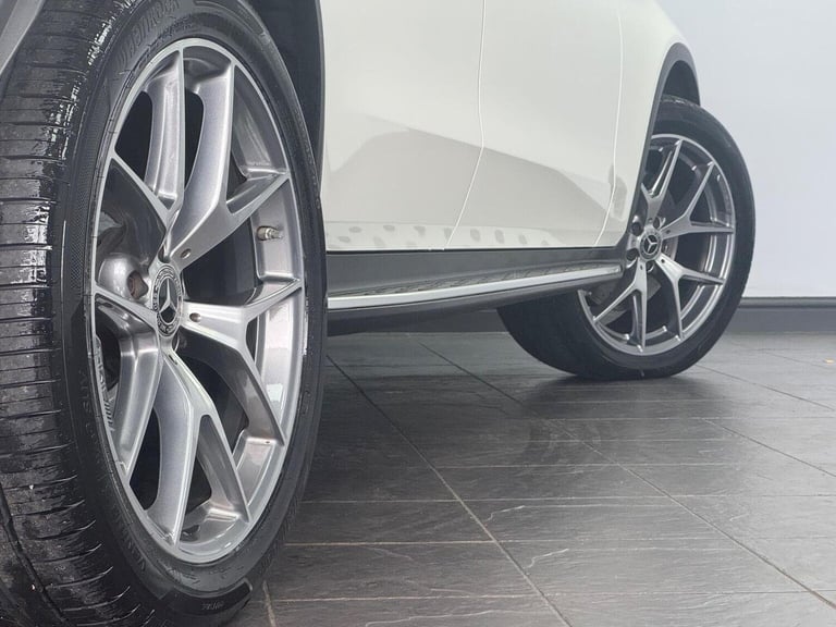 MERCEDES-BENZ GLC 2.0 GLC300d AMG Line (Premium Plus) Coupe G-Tronic+ 4MATIC
