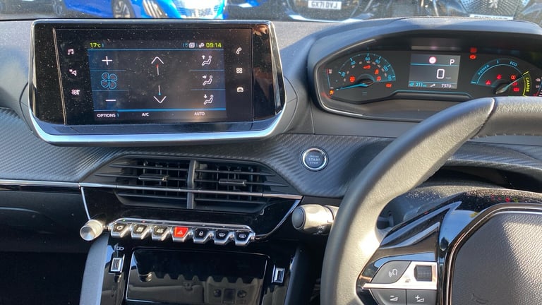 2024 Peugeot 208 50kWh E-Style Hatchback 5dr Electric Auto (7.4kW Charger) (136 ps) Hatchback Ele...