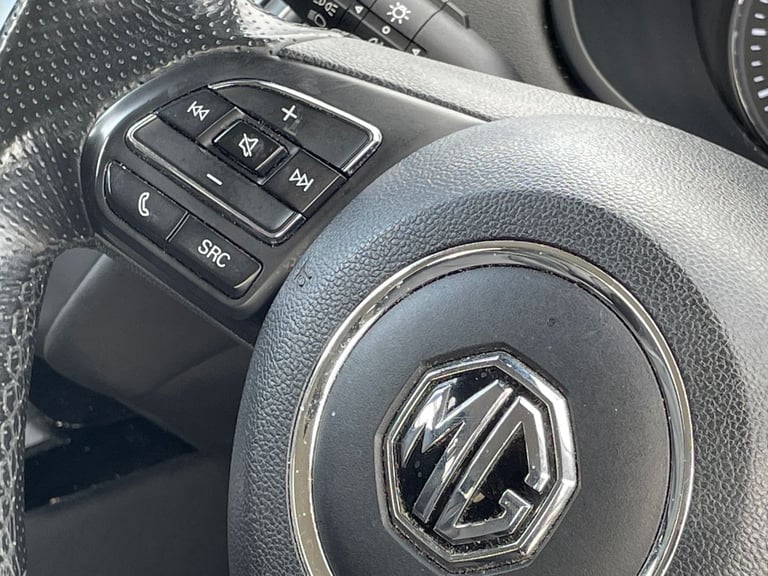  MG MG5 EV 61.1kwh Exclusive Long Range Estate 5dr Electric Auto 156 Ps Electric