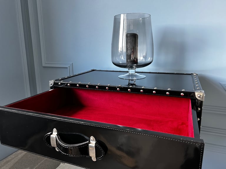 Side Tables - Black & Stainless Steel Cross Legged 