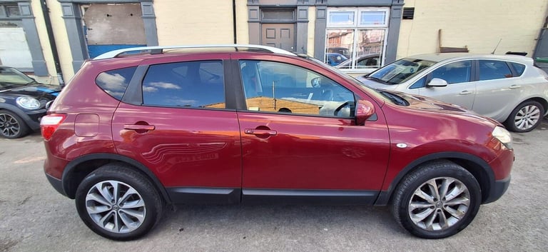 2013 Nissan Qashqai 1.6 dCi Tekna 5dr [Start Stop] HATCHBACK DIESEL Manual