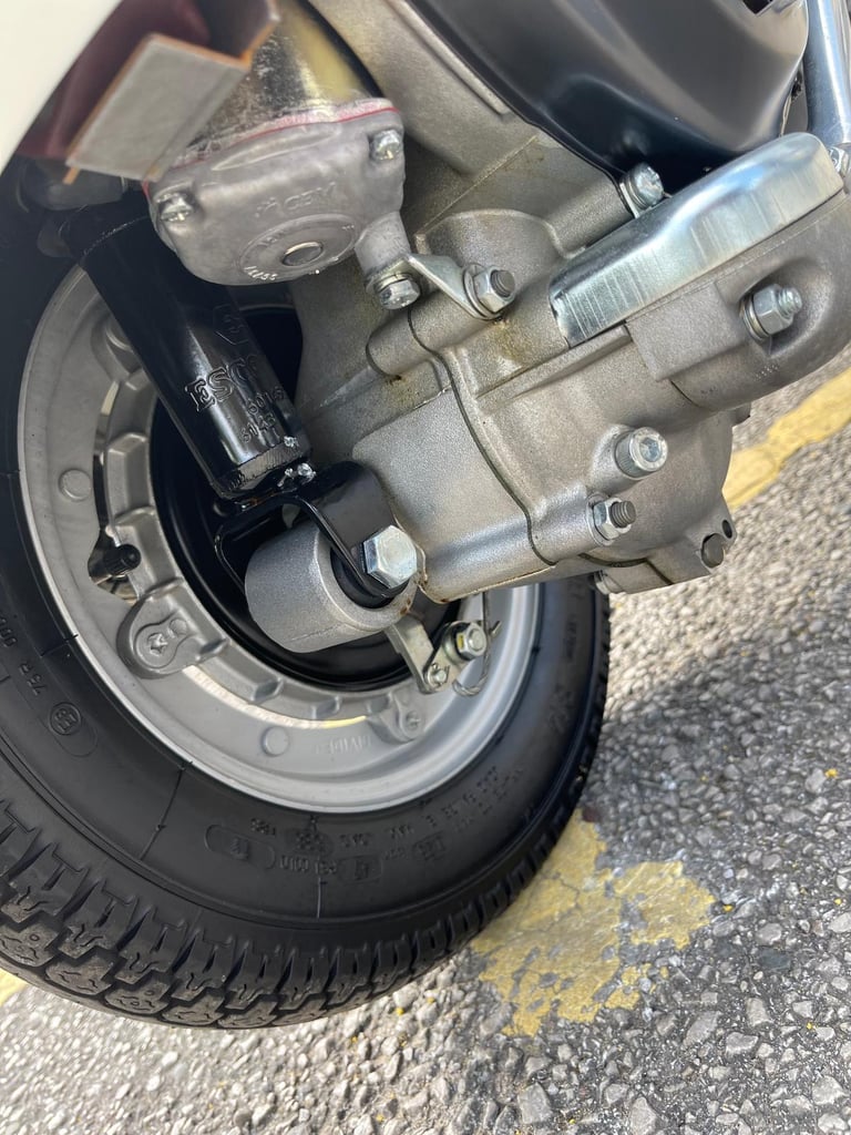 Vespa PX150 PIAGGIO 66 plate 585 mls 