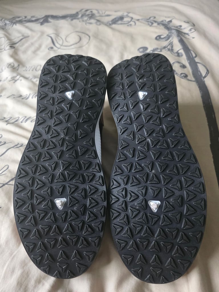 Hugo boss mens trainers 
