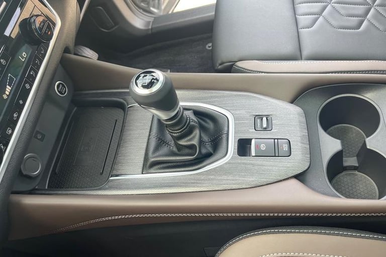 2025 Nissan Qashqai 1.3 DiG-T MH Tekna 5dr Manual Hatchback Petrol Manual