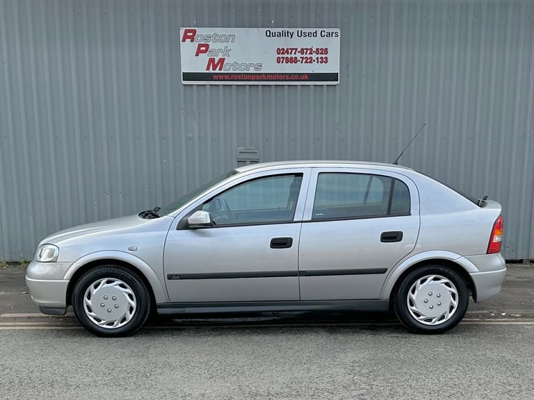 2002 Vauxhall Astra 1.6i Club 5dr Automatic- just 43k miles HATCHBACK Petrol Automatic