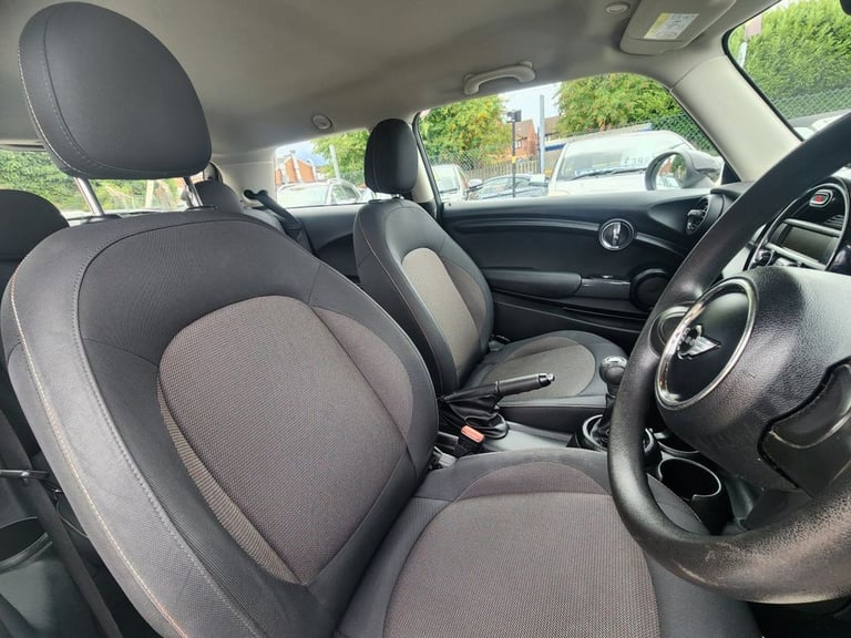 2016 16 MINI HATCH 1.5 COOPER HATCHBACK 3DR PETROL MANUAL EURO 6 (S/S) (136 PS)