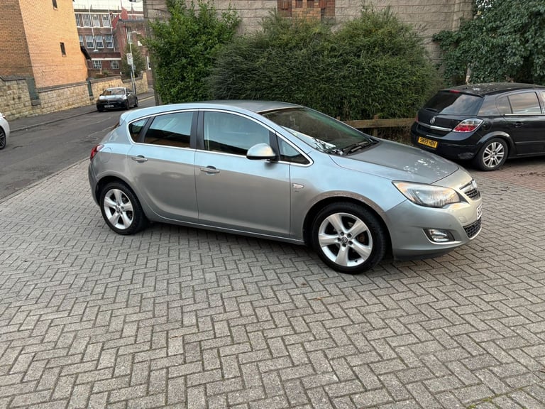 Vauxhall, ASTRA, Hatchback, 2010, automatic, 1598 (cc), 5 doors