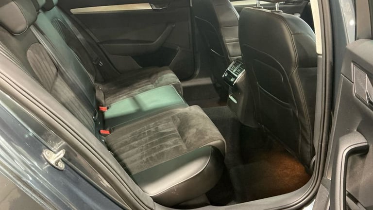 2017 Skoda Superb 1.6 TDI SE Technology Hatchback 5dr Diesel DSG Euro 6 (s/s) (120 ps) £1135  Hat...