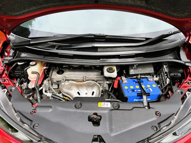 FRESH IMPORT 66 PLATE NEW SHAPE TOYOTA ESTIMA AERAS PETROL 4WD ULEZ COMPLIANT