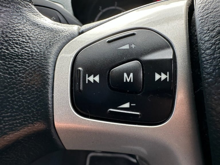 2011 Ford Fiesta 1.6 TD Zetec S Hatchback 3dr Diesel Manual (107 g/km, 94 bhp) Hatchback Diesel M...