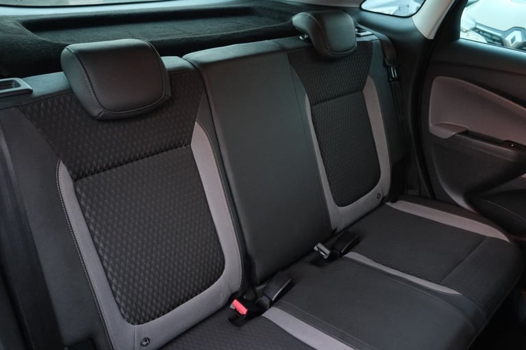 2018 Vauxhall Crossland X 1.5 Turbo D ecoTEC Tech Line Nav SUV 5dr Diesel Manual Euro 6 (s/s) (10...