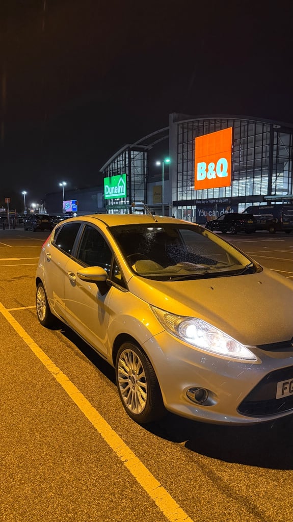 Ford, FIESTA, Hatchback, 2011, Manual, 1388 (cc), 5 doors
