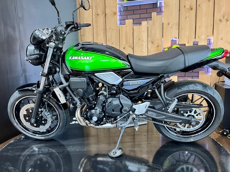 Kawasaki Z650 RS 2025 Brand New! FREE UK DELIVERY! ZERO % FINANCE!