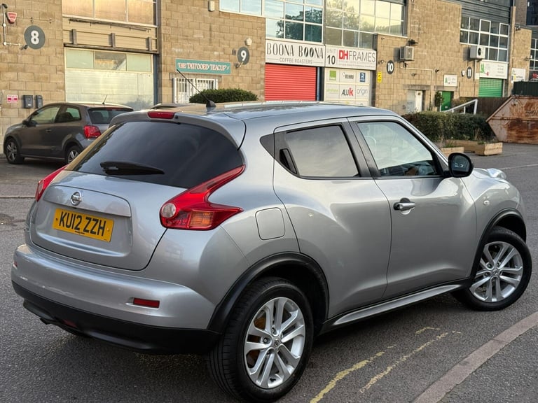 2012 Nissan Juke 1.6 Acenta 5dr [Premium Pack] HATCHBACK PETROL Manual