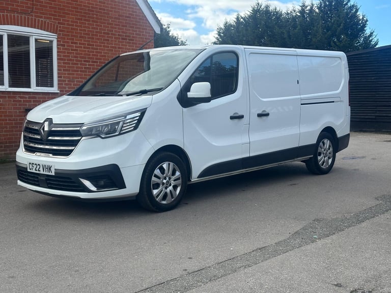 2022 Renault Trafic 2.0 dCi Blue LL30 Sport L2 H1 Euro 6 (s/s) 5dr PANEL VAN Diesel Manual